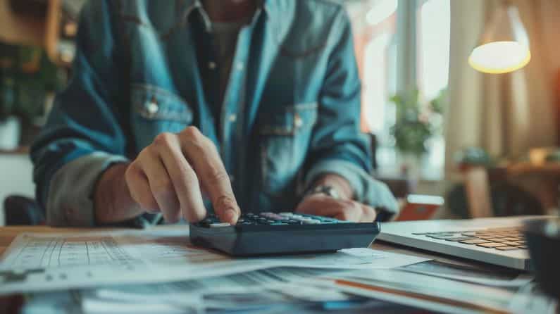 paying taxes in spain as a foreigner