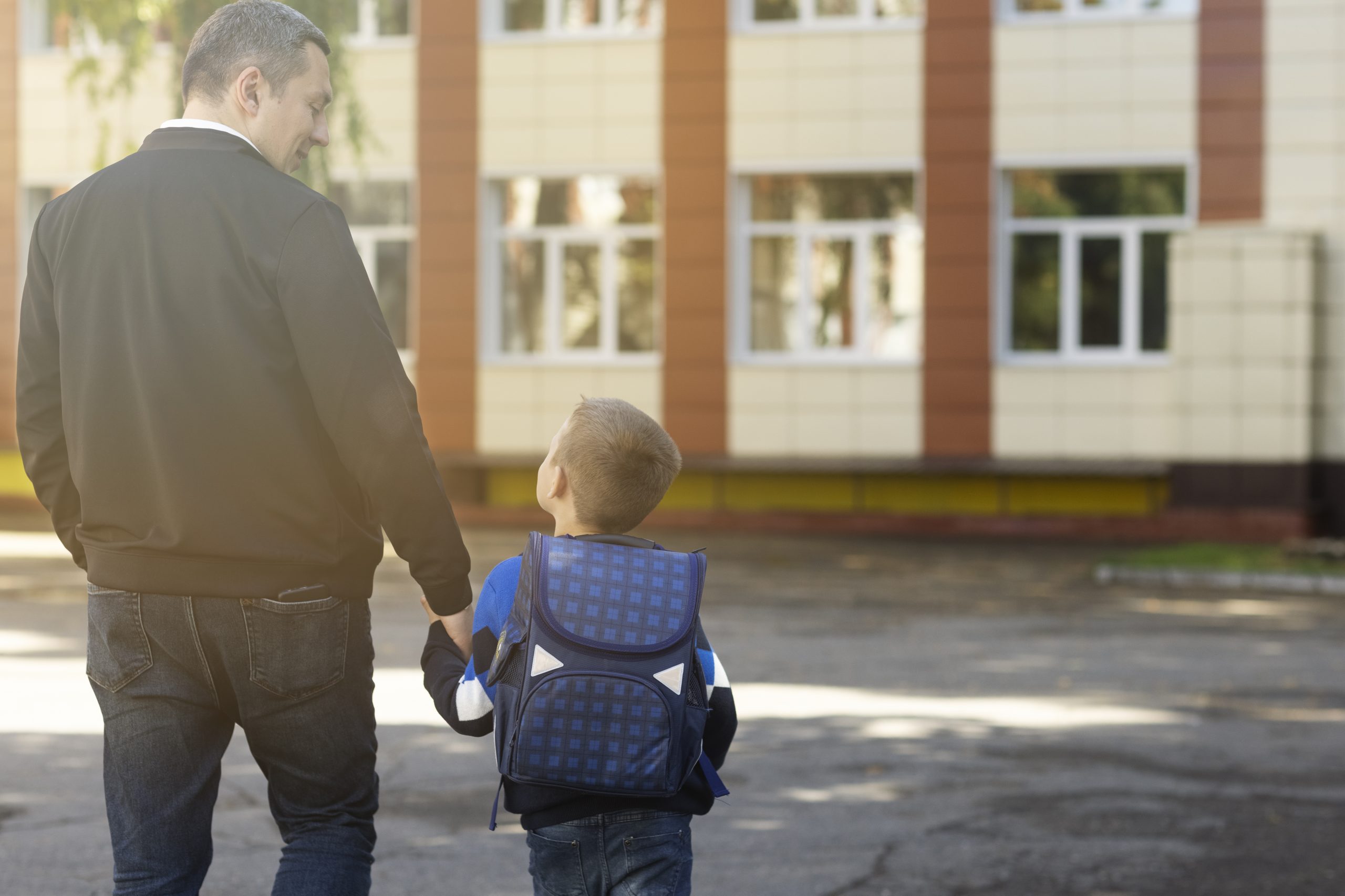enroll in school spain