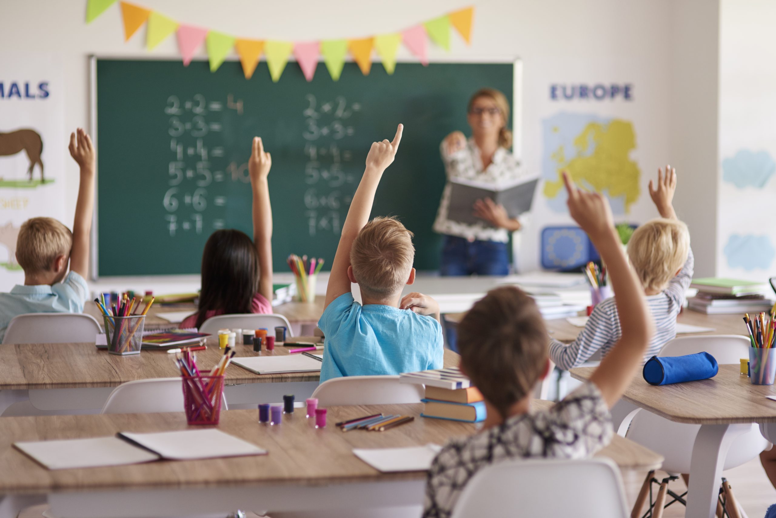 foreign children in spanish school